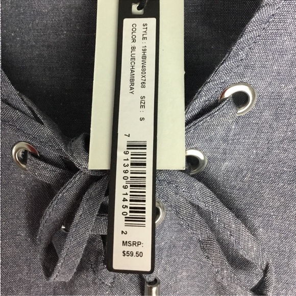 Harve Benard Women's Tank Top Lace Up
Grommet V Neck Size Small - Picture 4 of 8